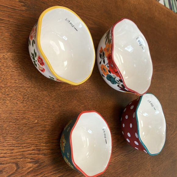 Pioneer Woman Measuring cups-nesting stackable ceramic. 1C,1/2C,1/3C,1/4C. Sweet - Picture 4 of 5